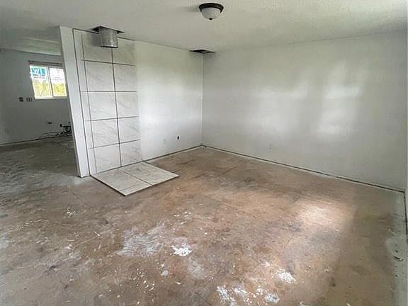 3rd image of 5688 Hollansburg Tampico Rd