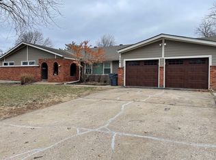 724 W Wabash St, Olathe, KS 66061