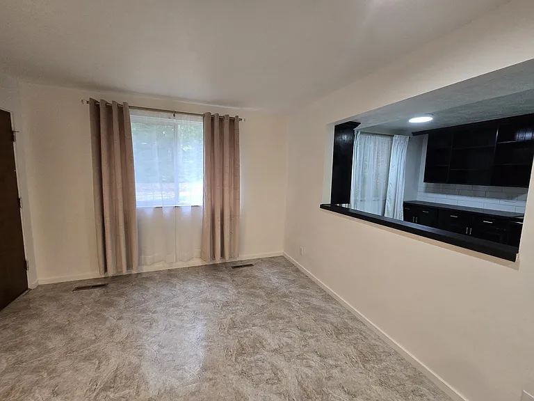 1821 Cromwell Dr #B — Photo 15