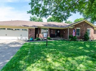 310 Amelie Dr, Jeffersonville, IN 47130