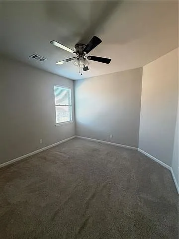 220 E Lake Dr — Photo 16