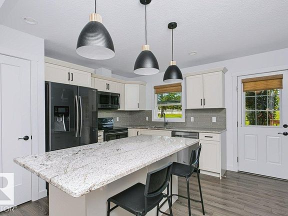 3rd image of 4205 30th St NW #27