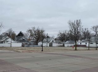 1824 Broadway St, Bay City, MI 48708