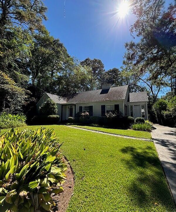 1st image of 1197 Jackson Springs Rd