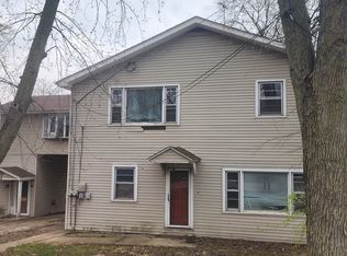 306 Mills Rd, Joliet, IL 60433