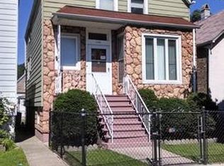 1742 N Monticello Ave, Chicago, IL 60647