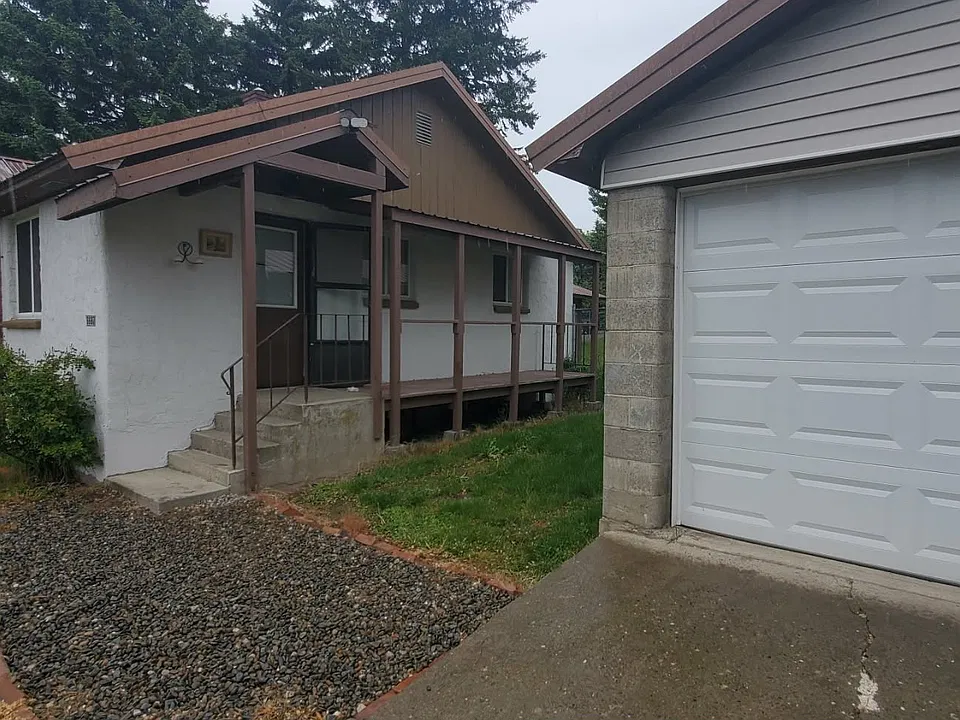 6687 Kaniksu St