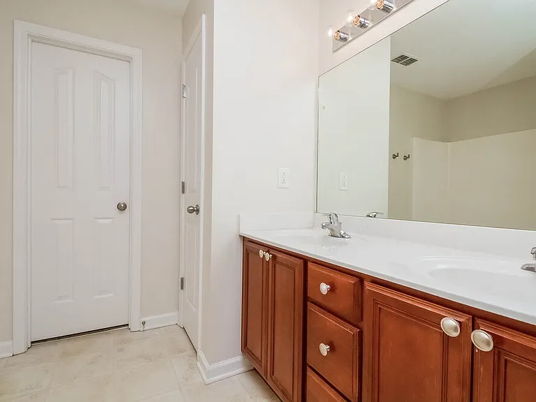 2116 Cason Trl — Photo 11