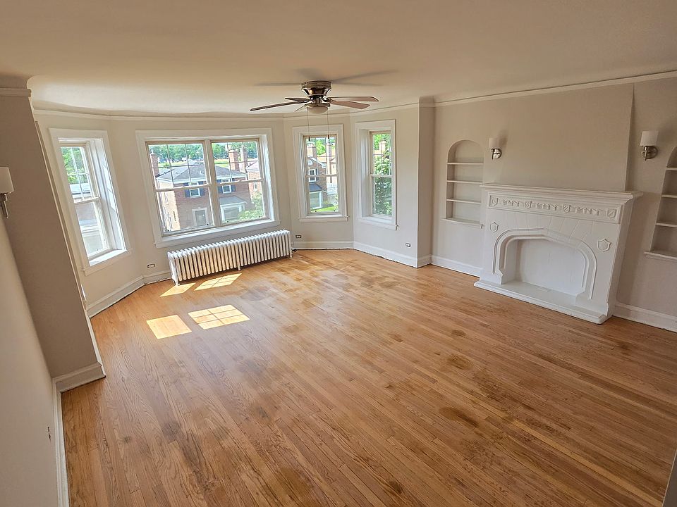 Extra Large Living Room