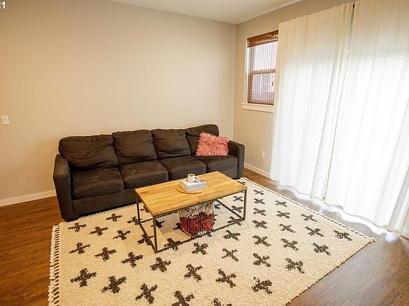 4th image of 7905 NE 91st Ave