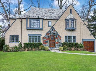 159 Brewster Rd, Scarsdale, NY 10583
