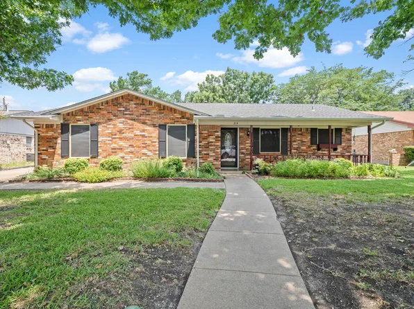 214 Northgate Dr, Waxahachie, TX 75165
