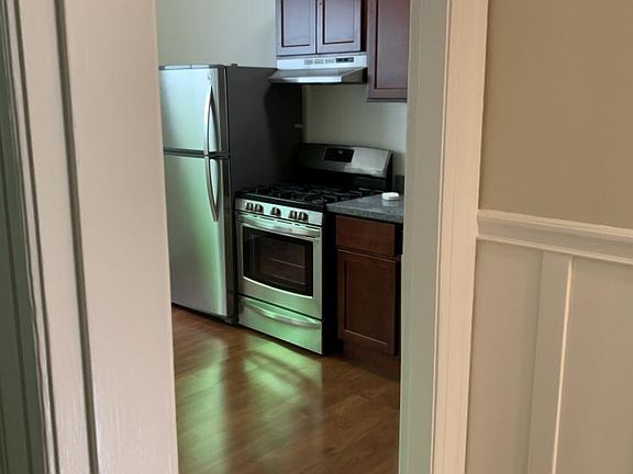 4th image of 180 Langton St #178