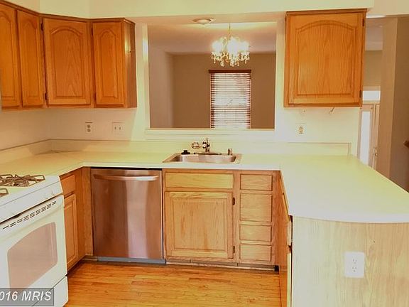 5th image of 8006 Cloverwood Ct