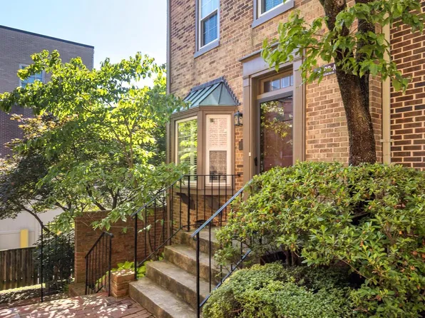 6708 Langston Blvd Unit A, Arlington, VA 22205