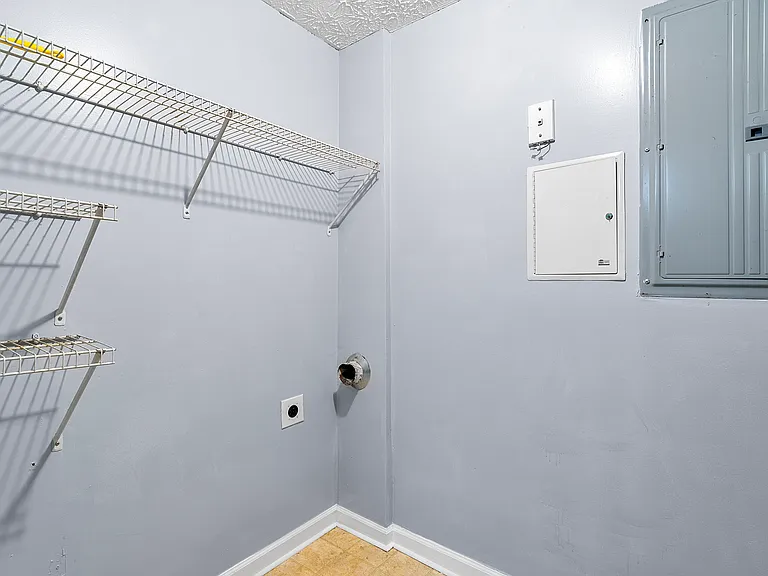 6303 Waldrop Pl — Photo 4