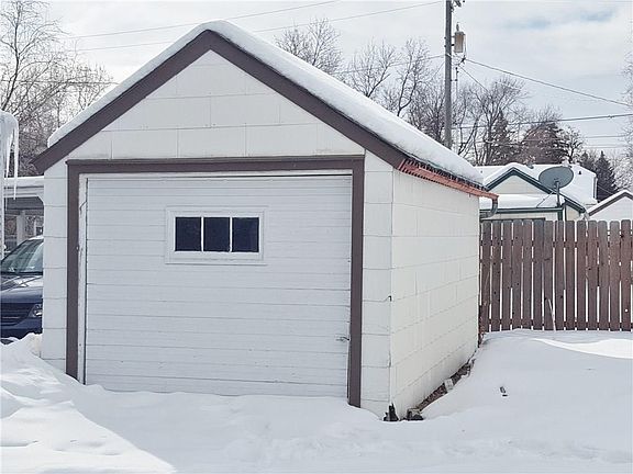 2nd image of 544 Alderson Ave