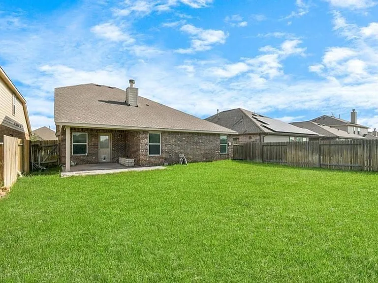 3543 Sunlight Springs St — Photo 11