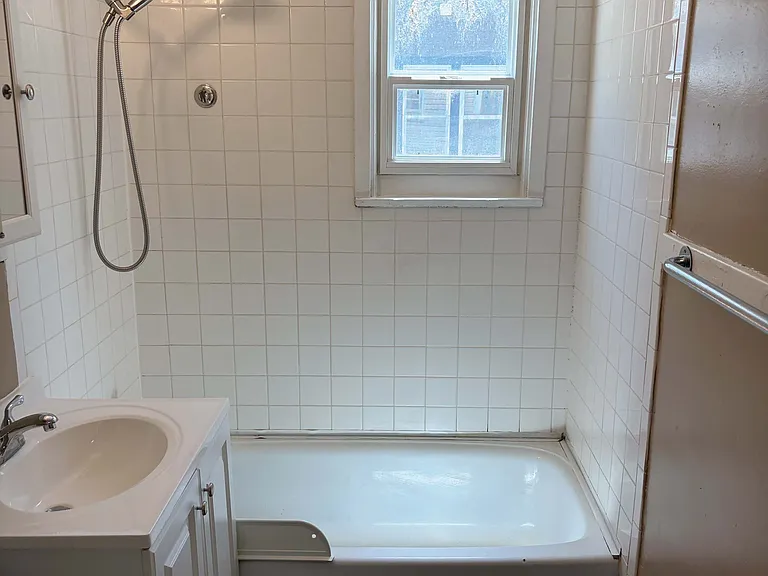 525 Pioneer Rd #2 — Photo 11