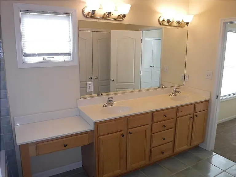 2416 Tranquility Ln — Photo 16