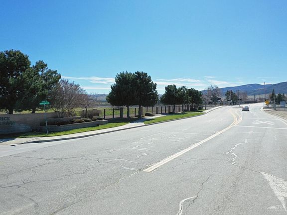 4th image of 100 N Dennison Rd