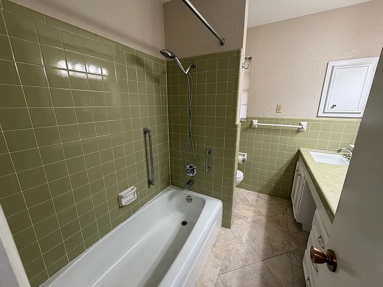 101 Crescent Dr — Photo 8