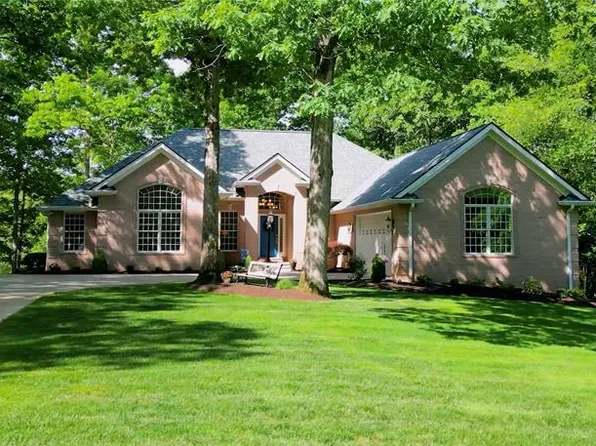 409 Legends Dr, Springville, TN 38256