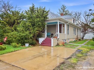 9712 Saint Albans St, Hebron, IL 60034
