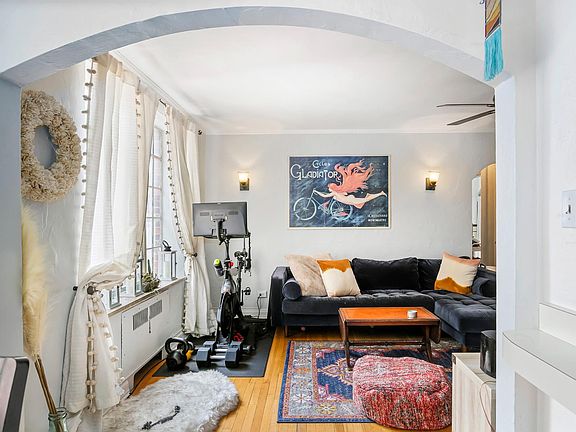 5th image of 3132 E 17th Ave APT 6
