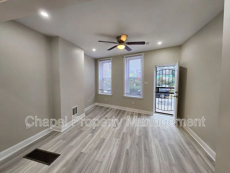 3 bed, 1.0 bath, 1036 sqft, $1,800 — Photo 4