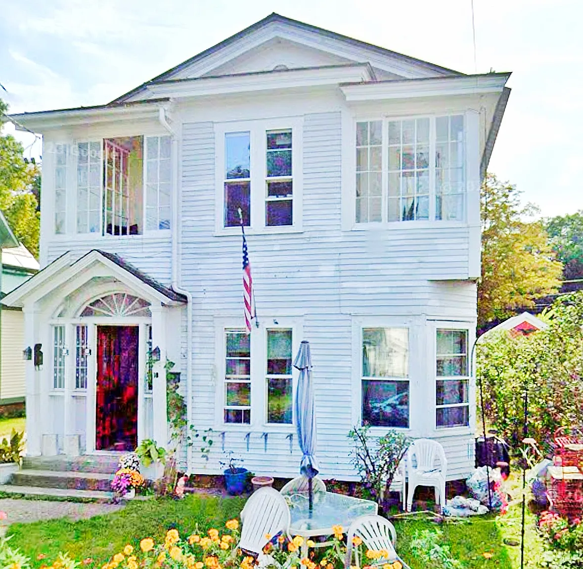 18 Center St — Photo 1