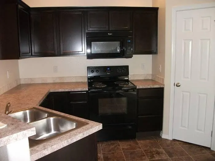 11415 Willamette Way — Photo 5