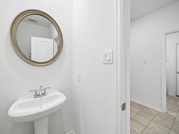 4th image of 3354 Harmony View Ln