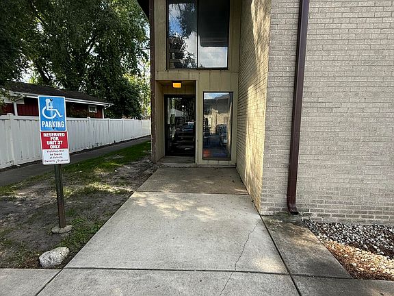 4th image of 8821 Schneider Ave Unit 36