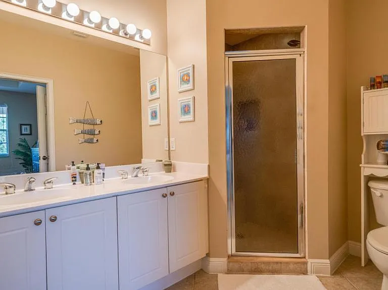 1518 SW 50th St #301 — Photo 18