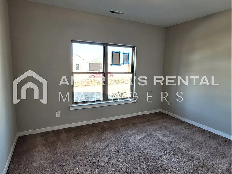 206 John Harold Dr — Photo 6