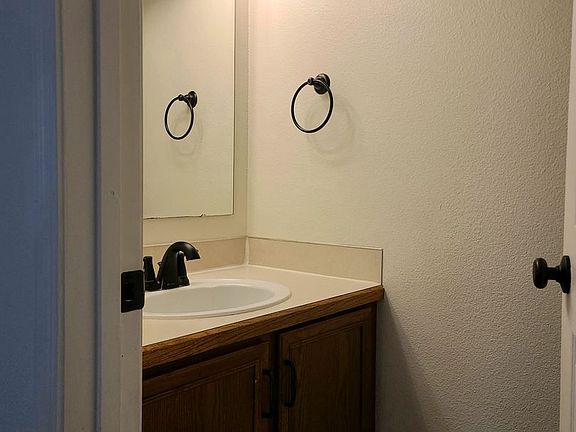 3rd image of 16024 N 19th St APT 101