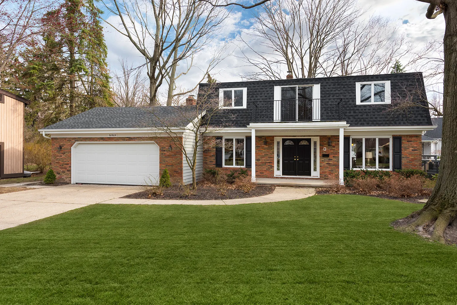 30905 Huntington Woods Pkwy photo 1