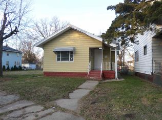 1113 Harvey St, South Bend, IN 46616