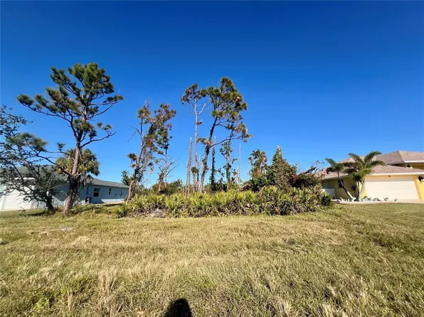 84 Fairway Rd #538, Rotonda West, FL 33947