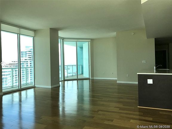 2nd image of 1900 N Bayshore Dr APT 4214