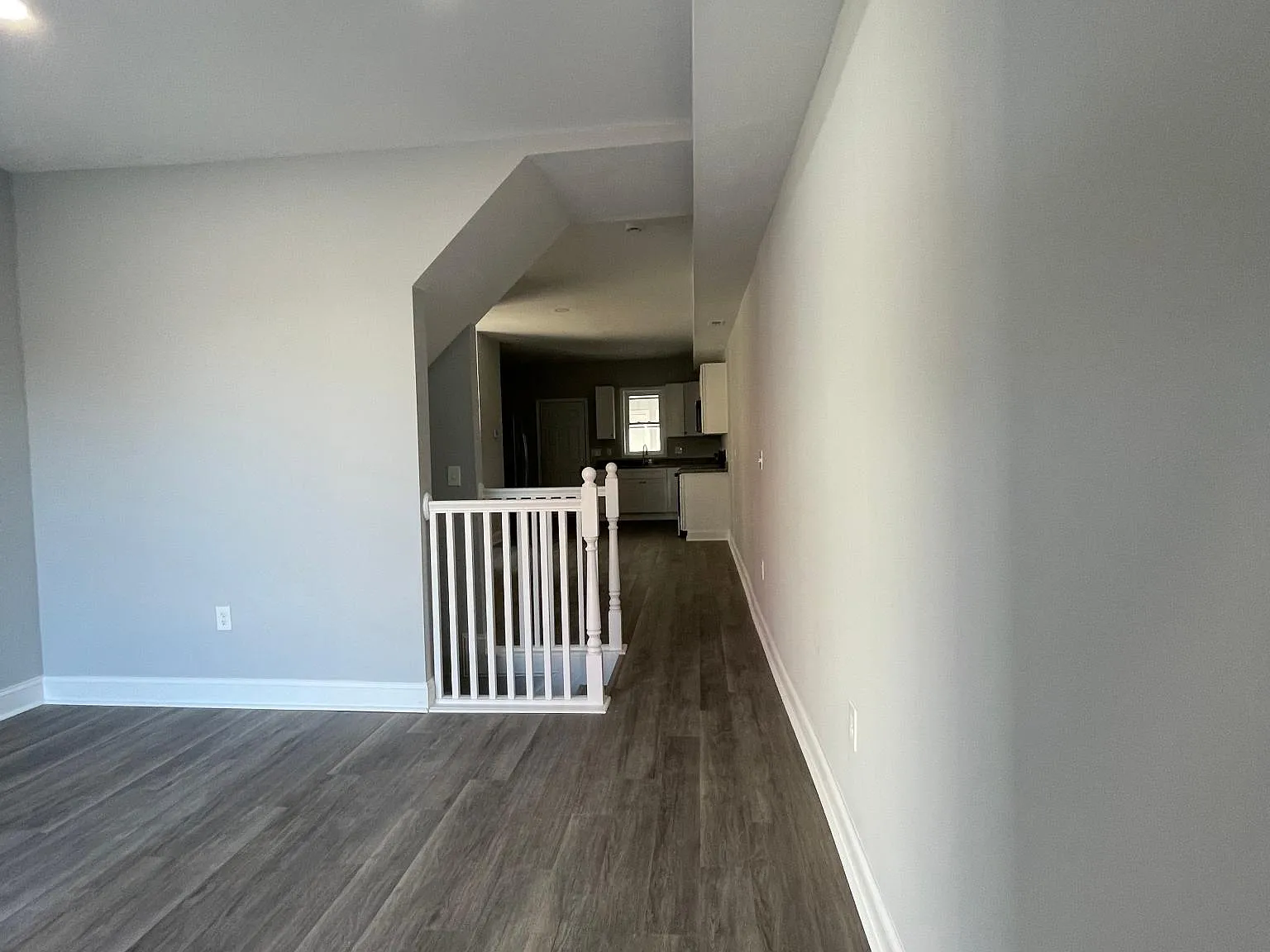 1417 E Lafayette Ave — Photo 2
