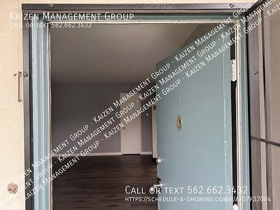 3rd image of 1862 Pine Ave APT 1