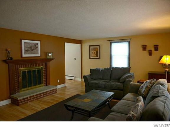 4th image of 50 Sunset Dr