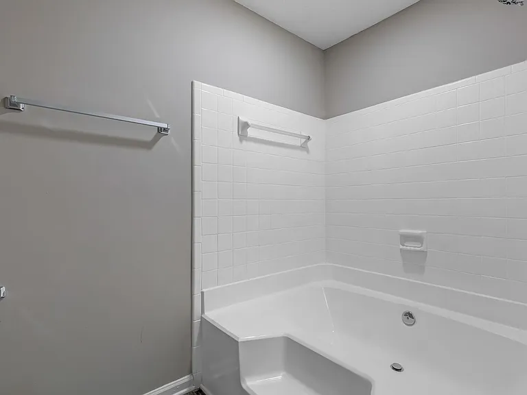 5867 Harris Grove Ln — Photo 20