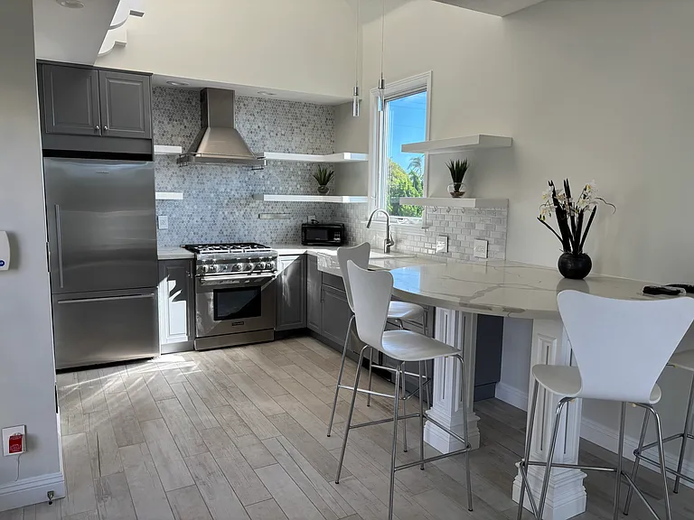 619 Bonair Way — Photo 1
