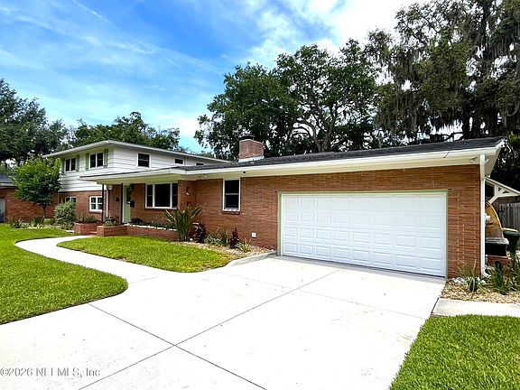 3rd image of 3639 DARNALL Place