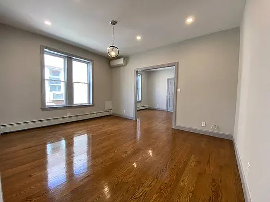 Rented by Ideal Properties Group | media 3