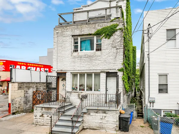 1011 Banner Avenue image 3 of 23