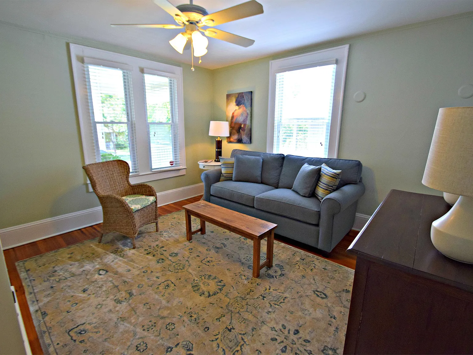1621 Kenilworth Ave - 1 — Photo 4